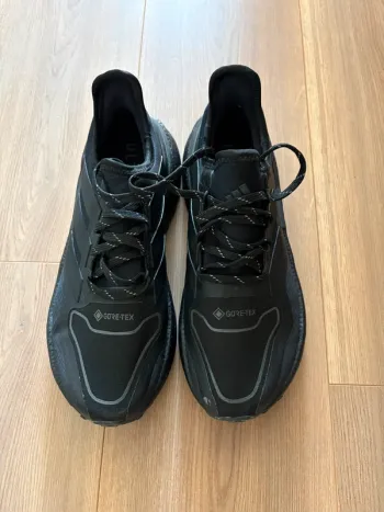 Continental Ultraboost Goretex Running Shoes d'occasion