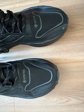 Tweedehands Continental Ultraboost Goretex bike — afbeelding 6 van 6