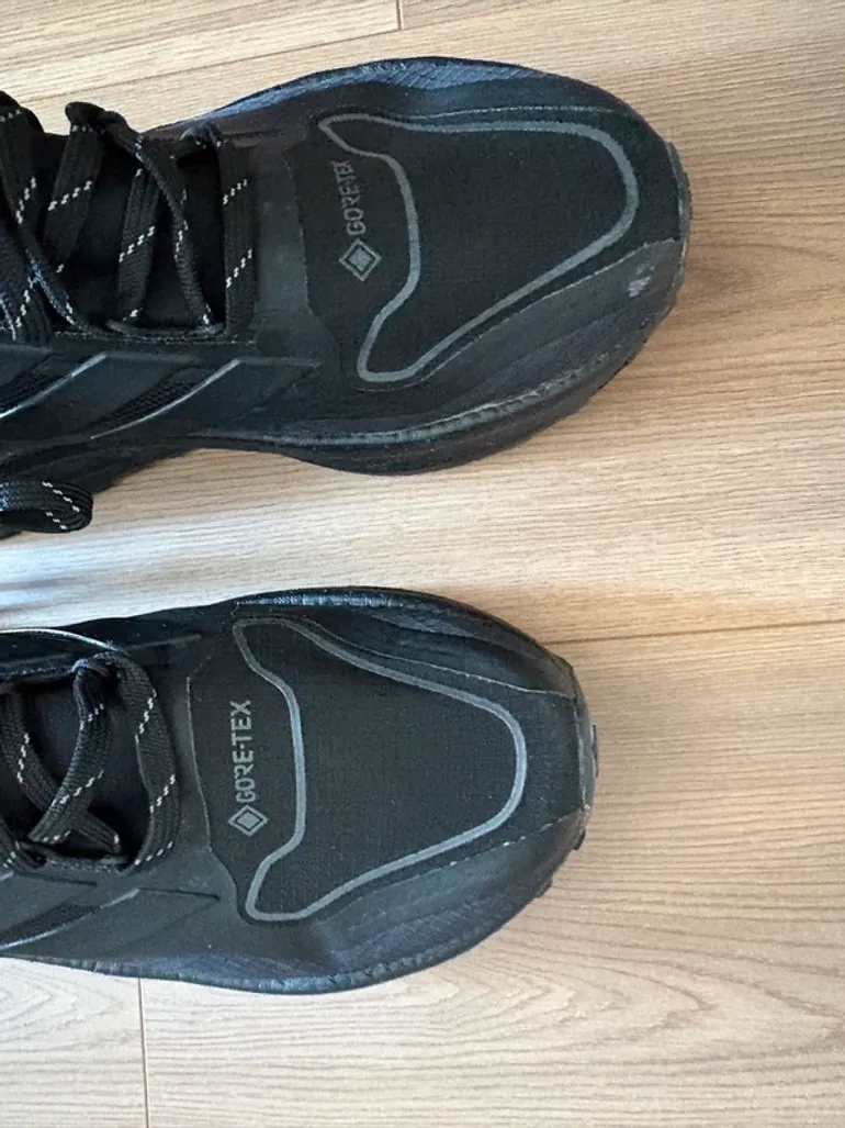 Tweedehands Continental Ultraboost Goretex bike — afbeelding 6 van 6