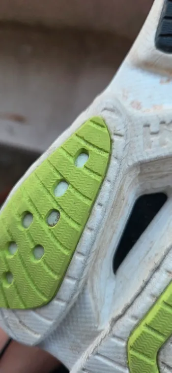Hoka Mach X 3 bike d'occasion — image 13 sur 15