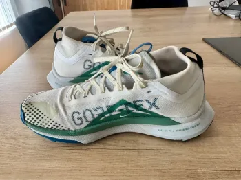 Używany Pegasus Trail 4 Gore Tex bike — zdjęcie 5 z 9