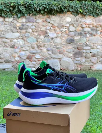 Tweedehands Asics Gel-Nimbus 28 bike — afbeelding 6 van 7