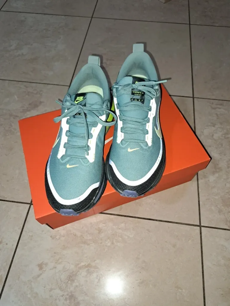 Used Scarpa Vomero 18 Gtx bike — image 2 of 7