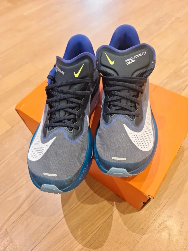 Nike Zoom Fly bike d'occasion — image 2 sur 3
