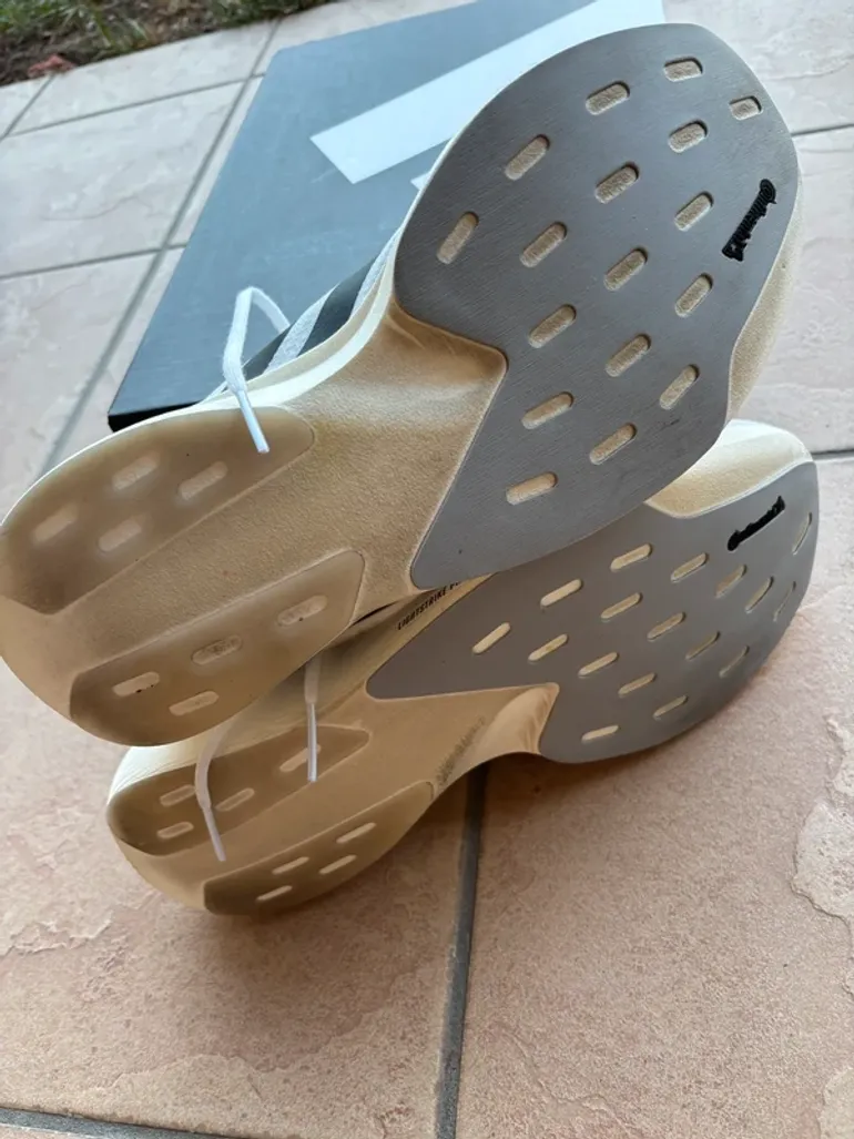 Adidas Adizero EVO SL bike d'occasion — image 3 sur 6
