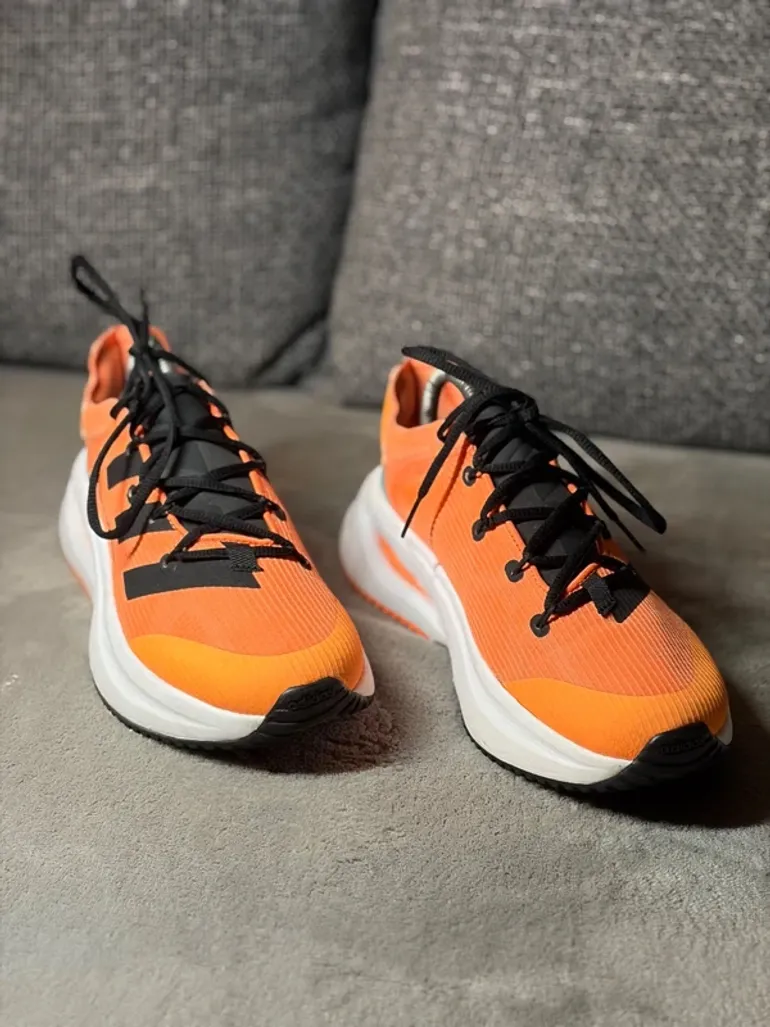 Tweedehands Orange Adidas Laufschuhe bike — afbeelding 4 van 6