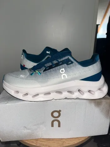 Tweedehands On Running Shoes Running Shoes
