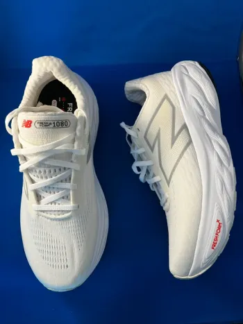 New Balance Fresh Foam Running Shoes d'occasion