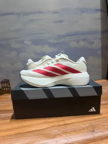 Adidas Adizero evo sl bike d'occasion — image 2 sur 13