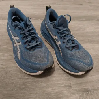 Asics Superblast 2 Running Shoes d'occasion