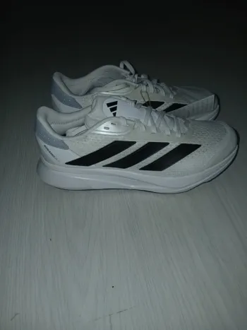 Käytetty Adidas Running Shoes Running Shoes