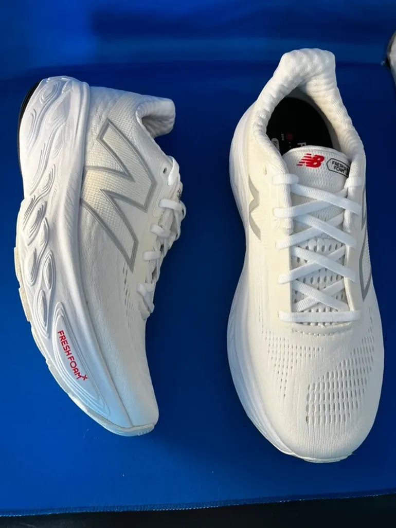 Tweedehands New Balance Fresh Foam bike — afbeelding 2 van 5