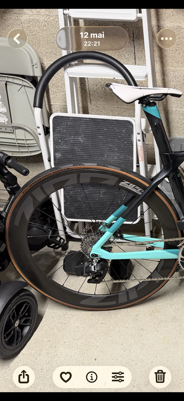 Tweedehands Zipp 404 Firecrest Wheel 2023 bike — afbeelding 1 van 2
