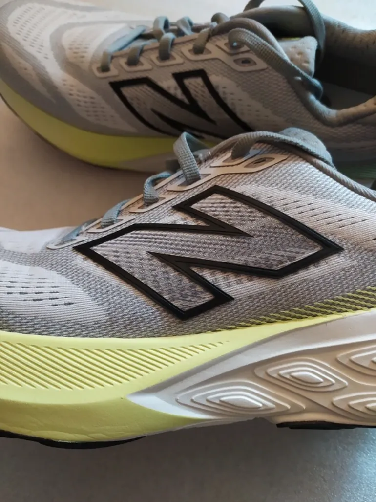 New Balance Fresh Foam M880 bike d'occasion — image 5 sur 7