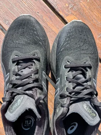 Used Asics Novablast 5 bike — image 7 of 7