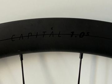 Brugt Syncros Capital 1.0s 40mm Wheelset bike — billede 6 af 6