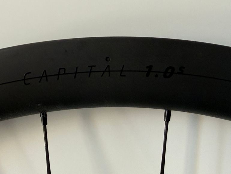 Brugt Syncros Capital 1.0s 40mm Wheelset bike — billede 6 af 6