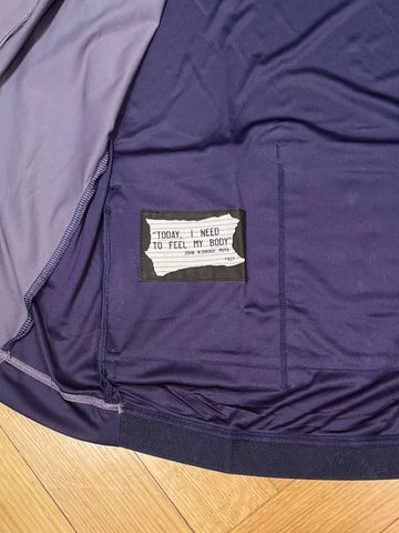 Käytetty Rapha Long T-shirt 2026 bike — kuva 2 / 6