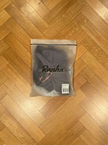Käytetty Rapha Long T-shirt 2026 bike — kuva 6 / 6