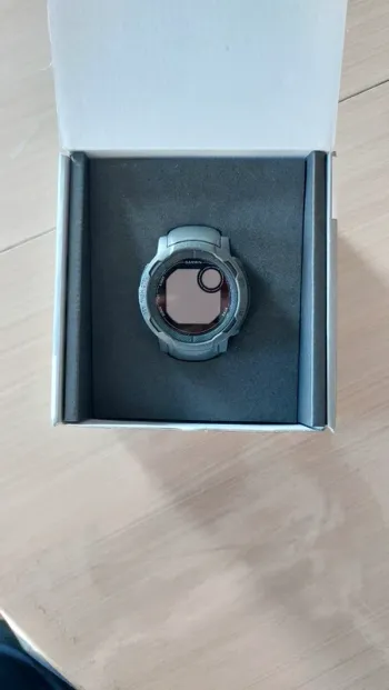 Used Garmin Instinct 2 Electronics
