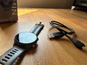 Used Garmin Forerunner 255 Electronics