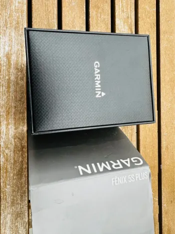 Used Garmin 5s Sapphire bike — image 8 of 9