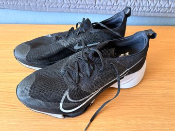 Used Nike Air Zoom Tempo Next% Running Shoes