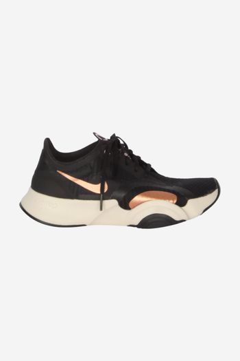 Used Nike Trailrunningschuhe für Damen Running Shoes