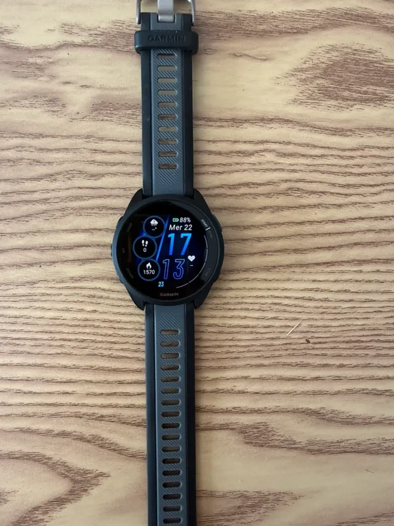 Used Garmin Forerunner 165 bike — image 2 of 4