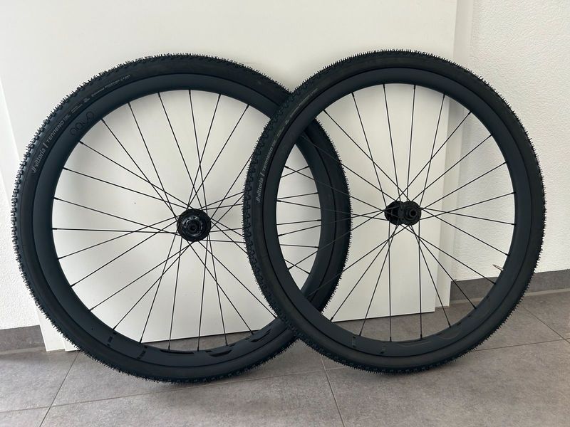 Used OQUO Road Control RC30TEAM 2026 Wheels