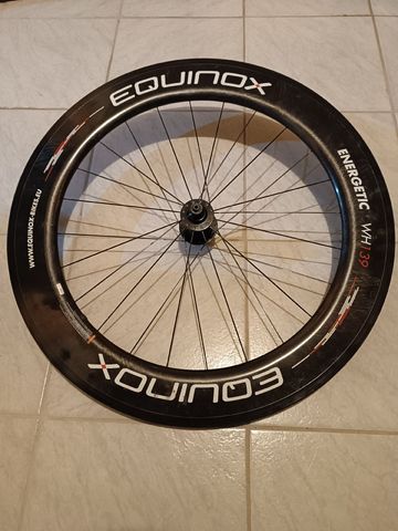 Tweedehands equinox Energetic WH139 bike — afbeelding 2 van 8