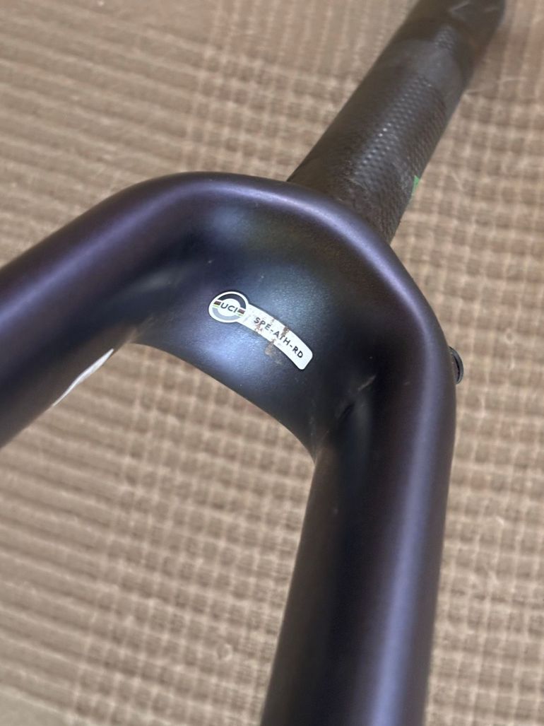 Brugt Specialized Æthos Carbon Fork 2022 bike — billede 3 af 4