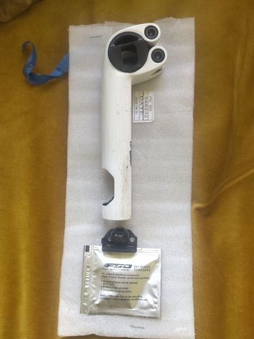 Brugt Trek Domane Seatdome 2023 bike — billede 6 af 6