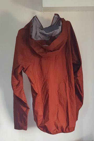 Used Patagonia Trail Craft Jacket 2026 bike — image 3 of 4