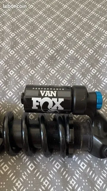 Used Fox DHX Performance bike — image 3 of 8