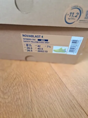 Used Asics Novablast 4 bike — image 2 of 5