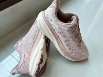 Used Rose Hoka Laufschuhe bike — image 3 of 5