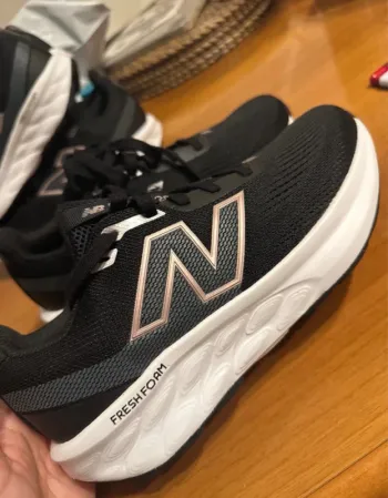 Used New Balance 520 bike — image 3 of 5