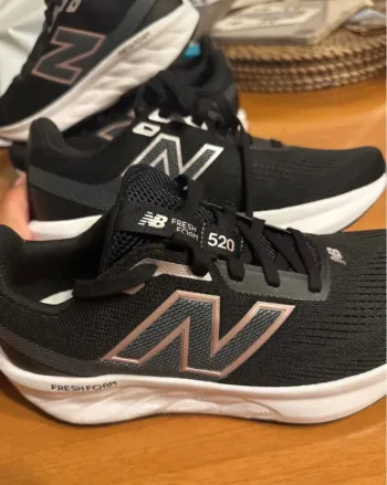 Used New Balance 520 bike — image 2 of 5