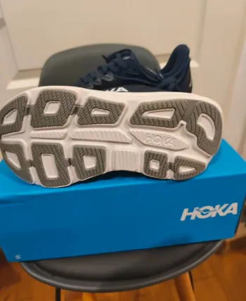 Used Hoka Bondi 9 2025 bike — image 4 of 6