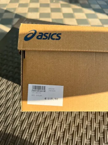 Used Asics Running Shoes bike — image 5 of 6