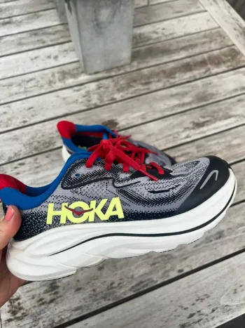 Used Hoka Clifton 10 bike — image 4 of 9
