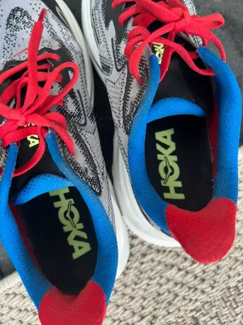 Used Hoka Clifton 10 bike — image 9 of 9