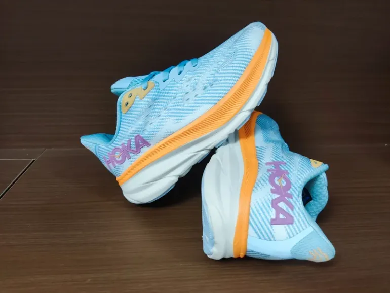 Used Hoka Shoes Blue Size 41 bike — image 2 of 4