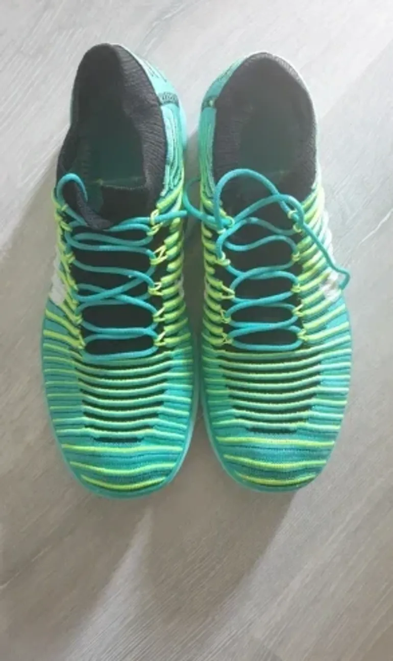 Used Simple Free RN Motion Flyknit bike — image 2 of 3