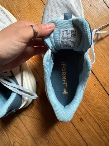 Used Saucony Xodus Ultra 3 bike — image 3 of 3