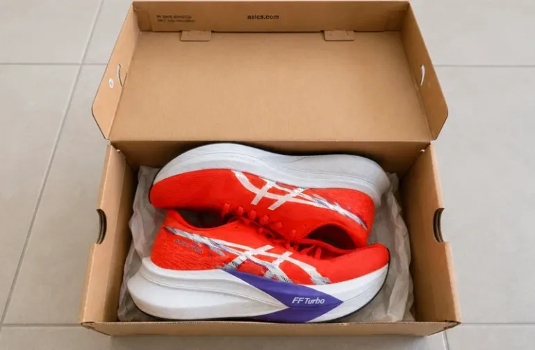 Used Asics MagicSpeed 4 bike — image 2 of 4