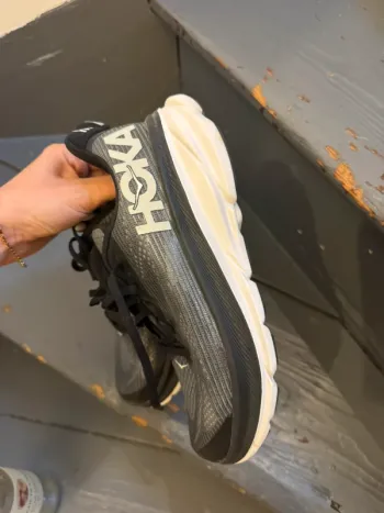 Hoka Clifton 9 bike d'occasion — image 5 sur 5