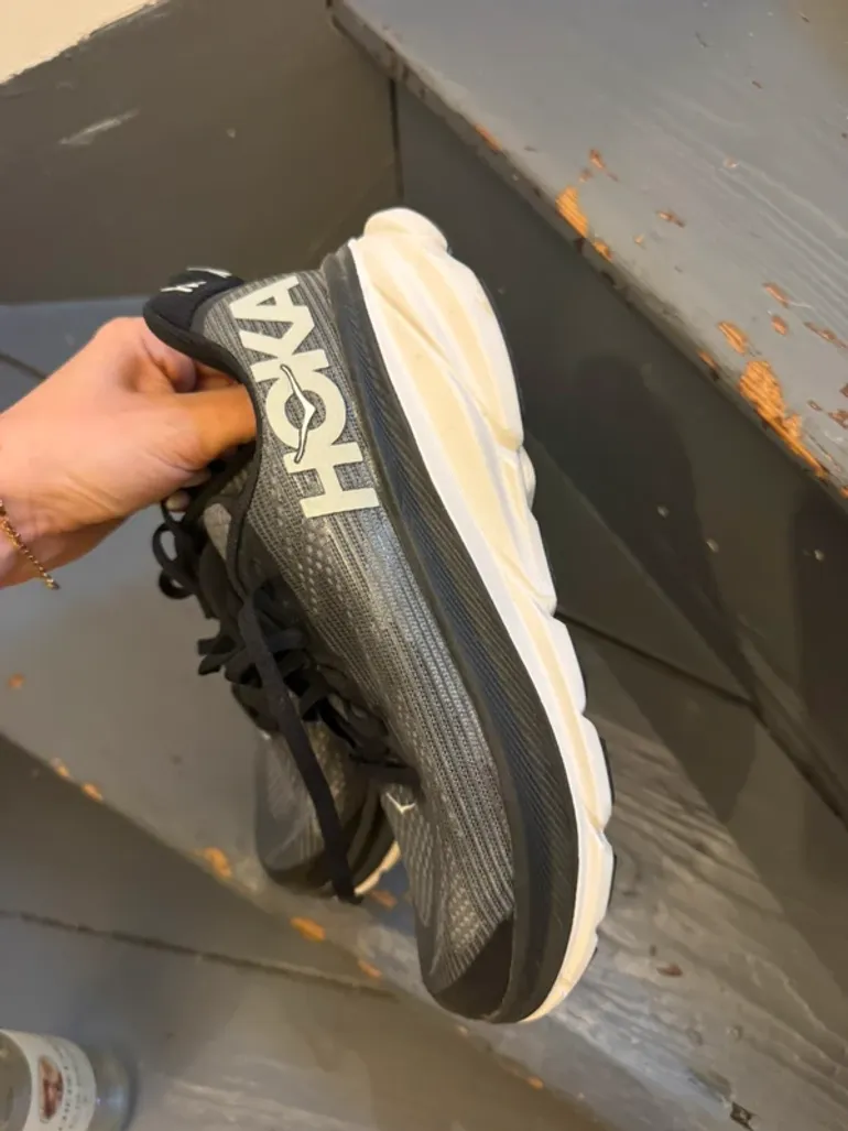 Hoka Clifton 9 bike d'occasion — image 5 sur 5