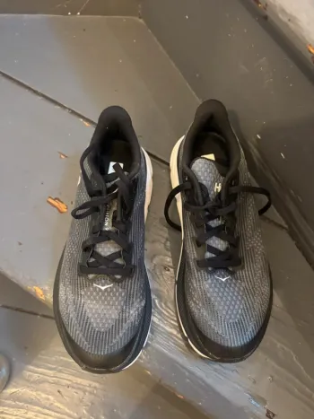 Hoka Clifton 9 bike d'occasion — image 2 sur 5